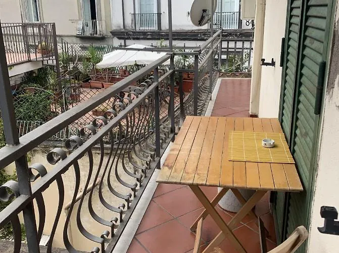Gradoni 15 Casa Di Naples
